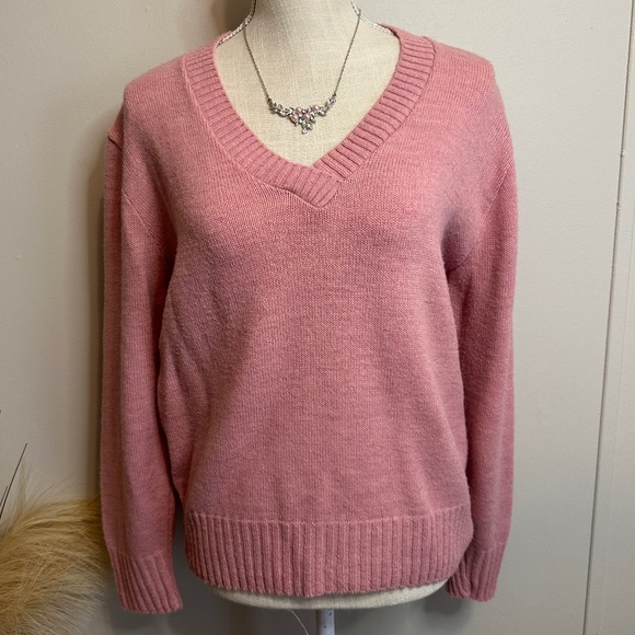 Pink Scrunchy Knit Sweater - Picture 1 of 6